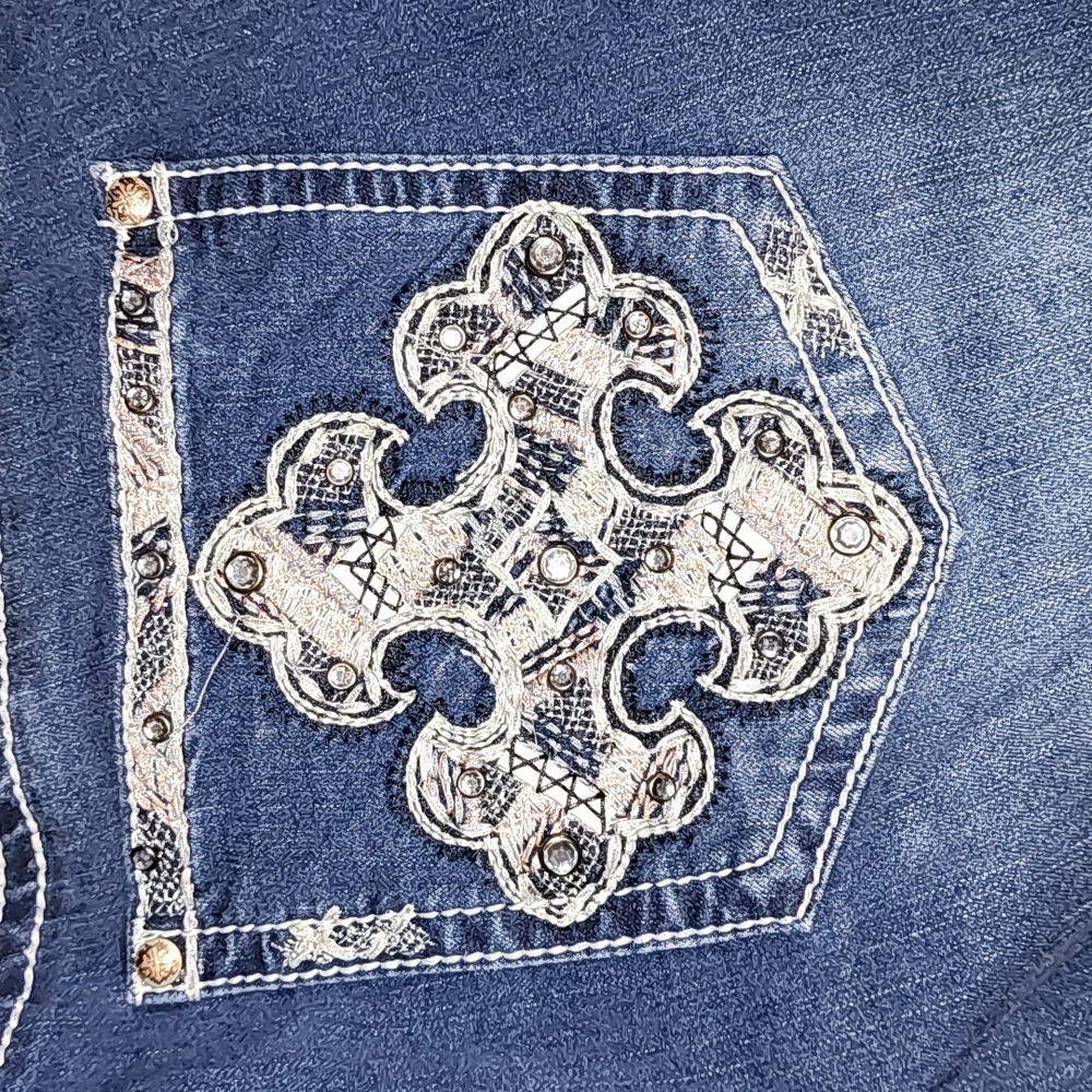 NWOT denim capri's - Picture 6 of 8